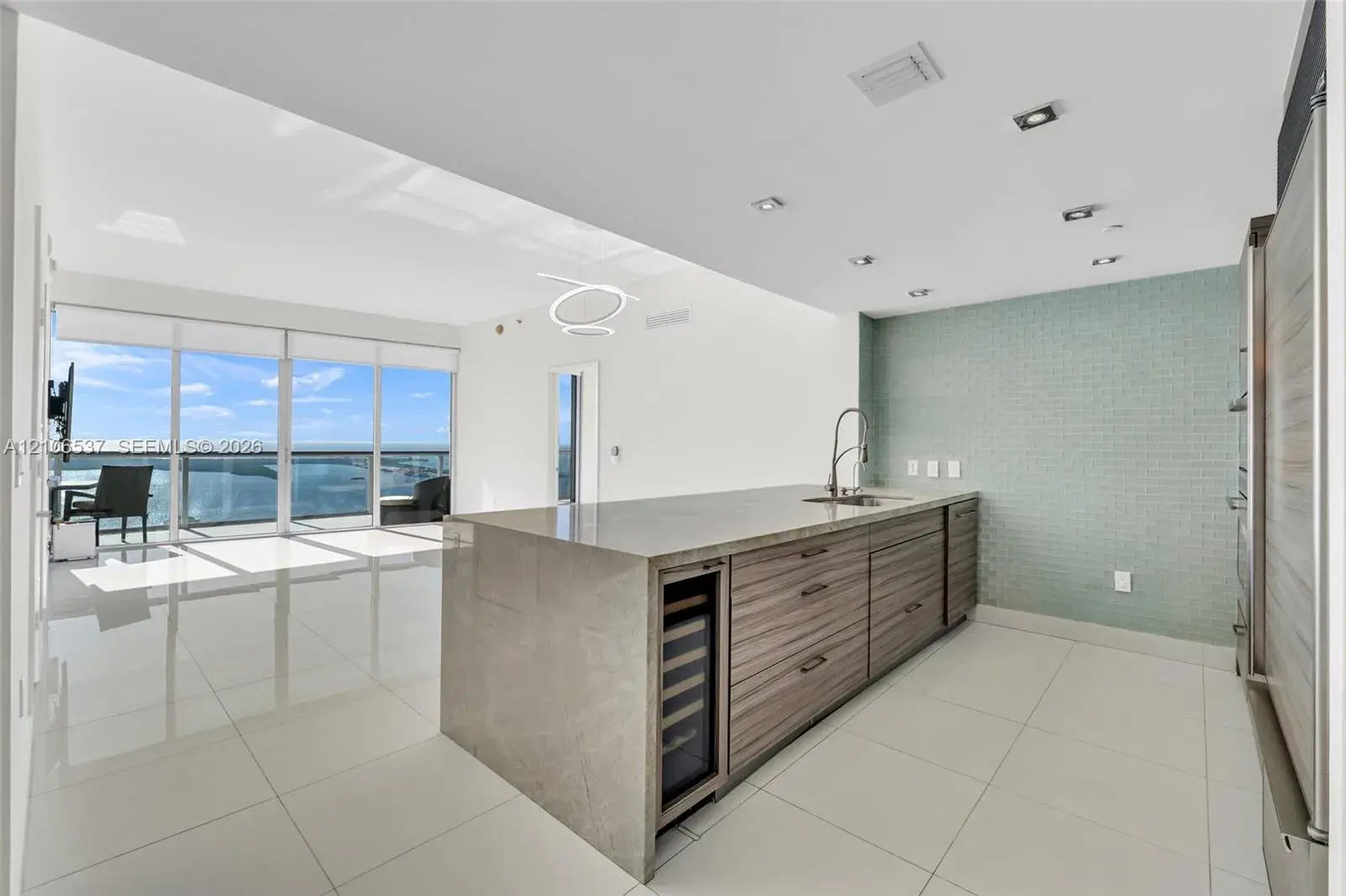 465 Brickell Ave # 5203, Miami FL 33131