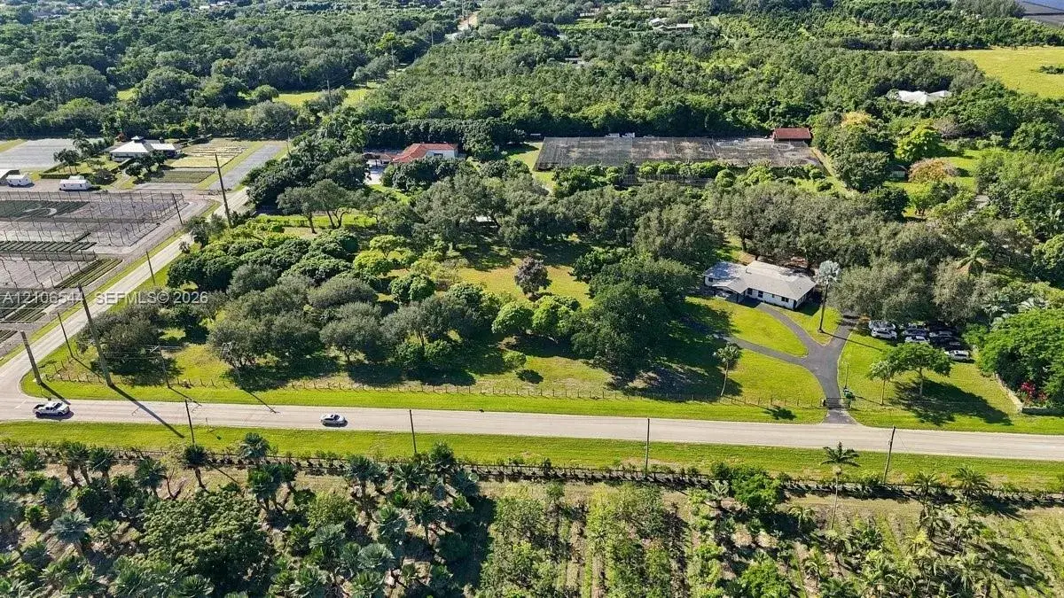 15700 SW 264th St, Homestead FL 33031