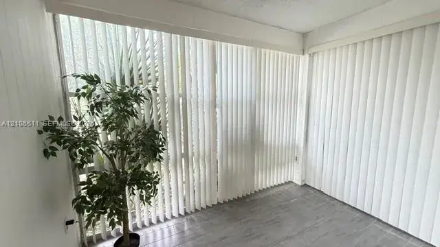17570 Atlantic Blvd # 105, Sunny Isles Beach FL 33160