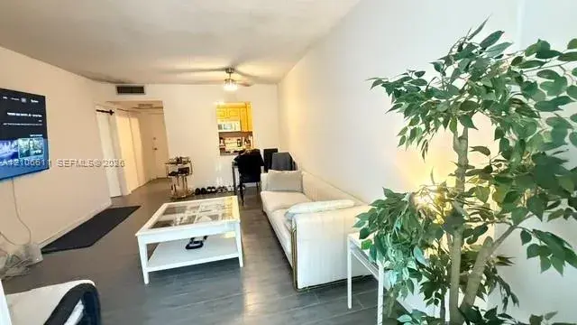 17570 Atlantic Blvd # 105, Sunny Isles Beach FL 33160