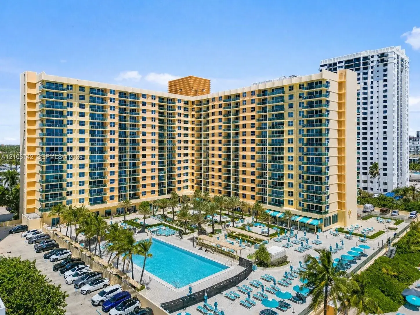 2501 S Ocean Dr # 908, Hollywood FL 33019