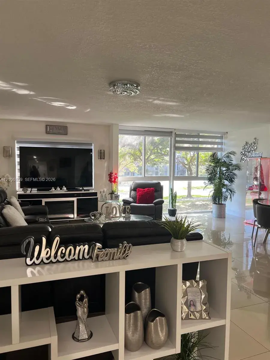 12600 SW 5th Ct # 204L, Pembroke Pines FL 33027