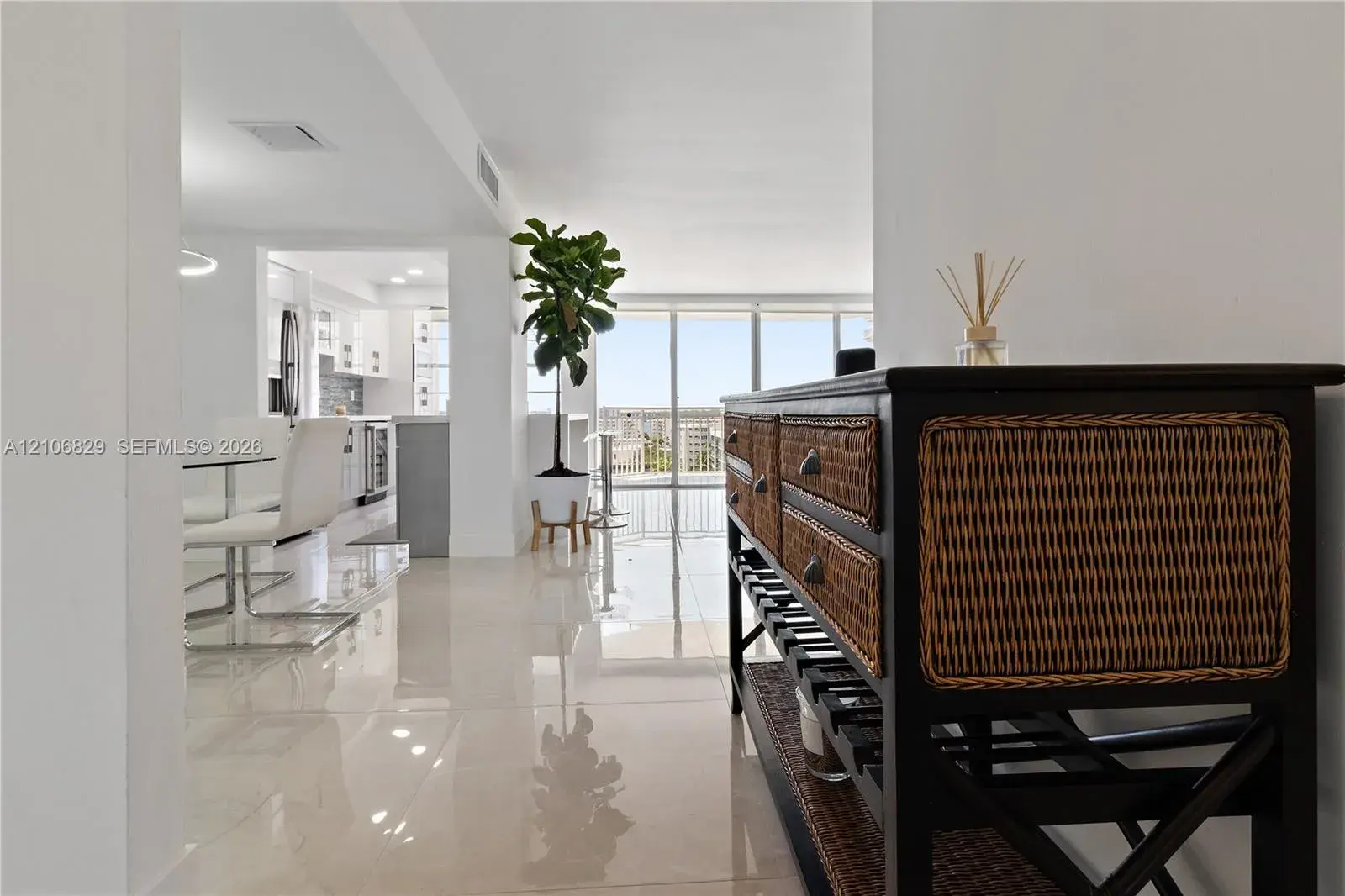 18081 Biscayne Blvd # 801, Aventura FL 33160