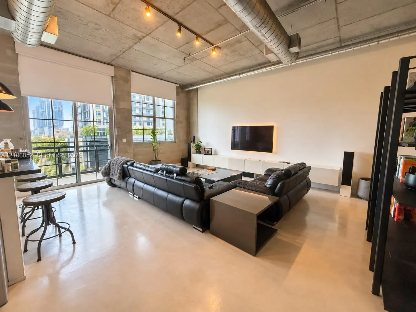 410 NW 1st # 504, Fort Lauderdale FL 33301