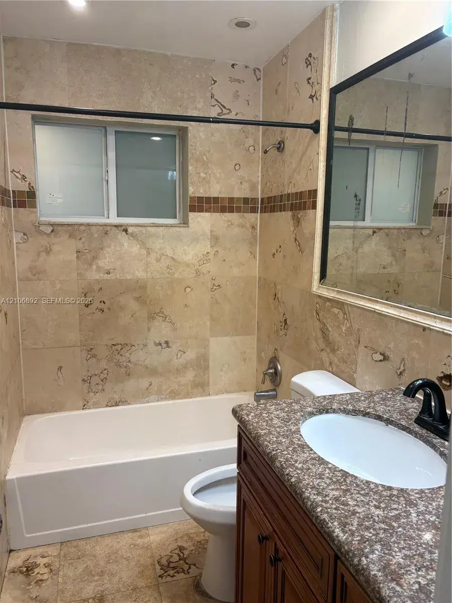 1322 N 31st Rd, Hollywood FL 33021