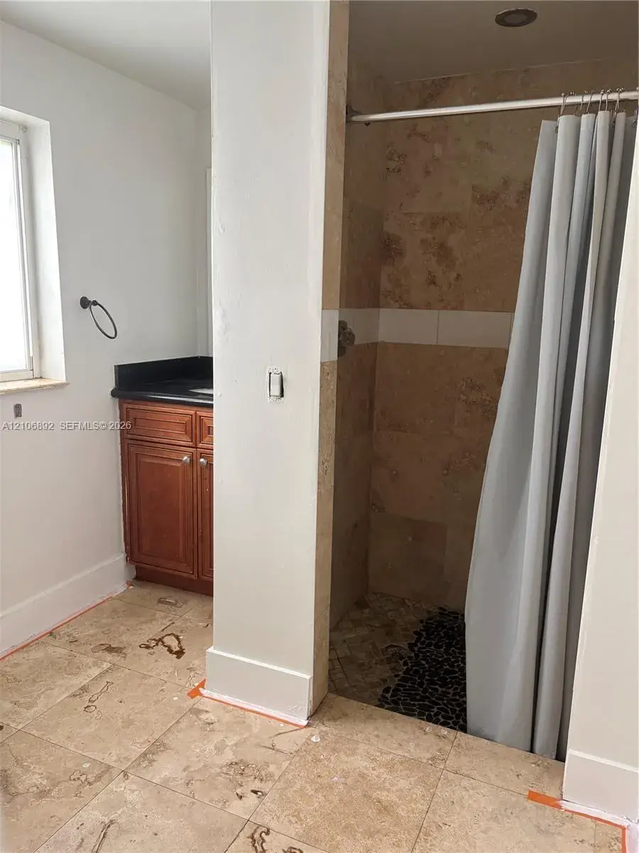 1322 N 31st Rd, Hollywood FL 33021