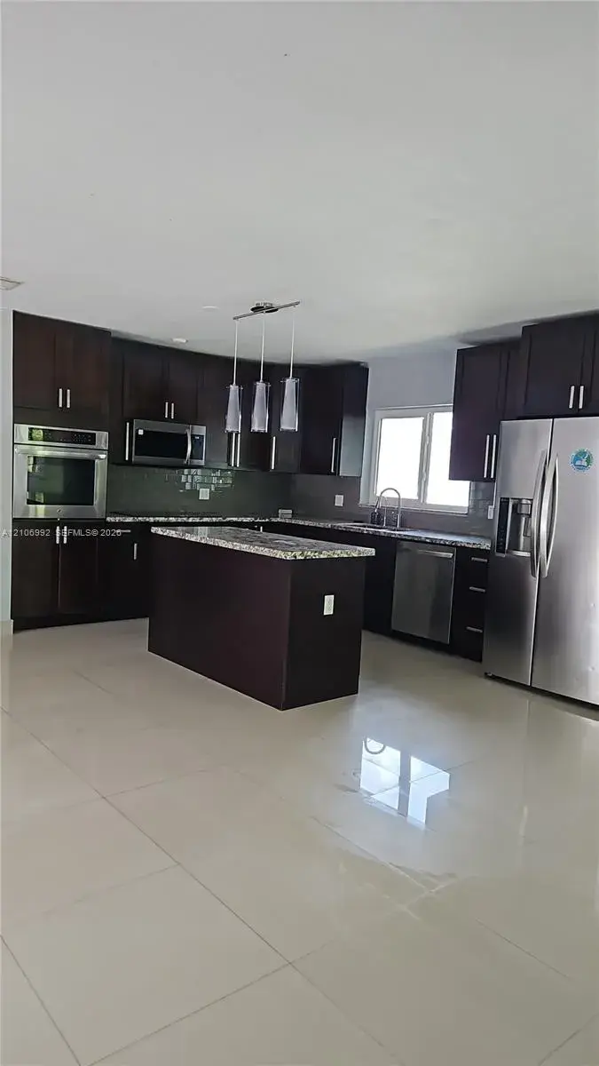 217 S 57th Ter, Hollywood FL 33023