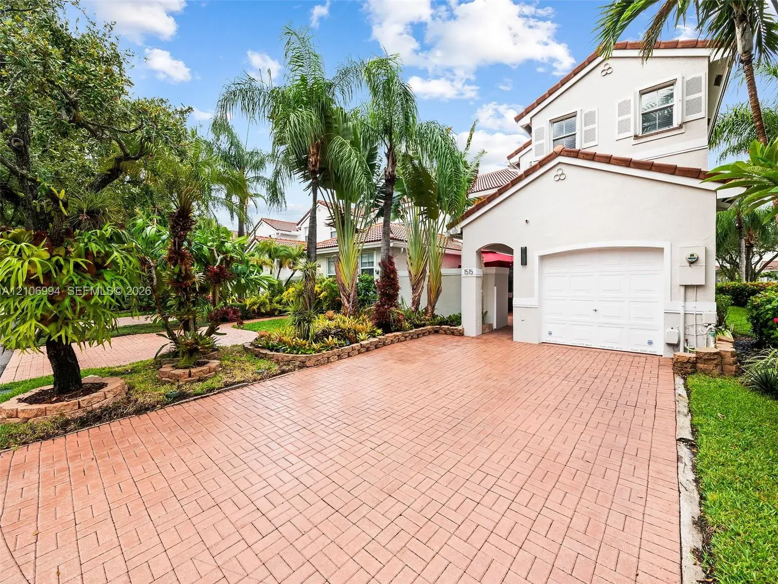 1515 Seagrape Way, Hollywood FL 33019