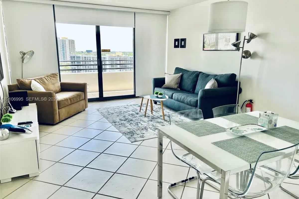 3505 S Ocean Dr # 1404, Hollywood FL 33019