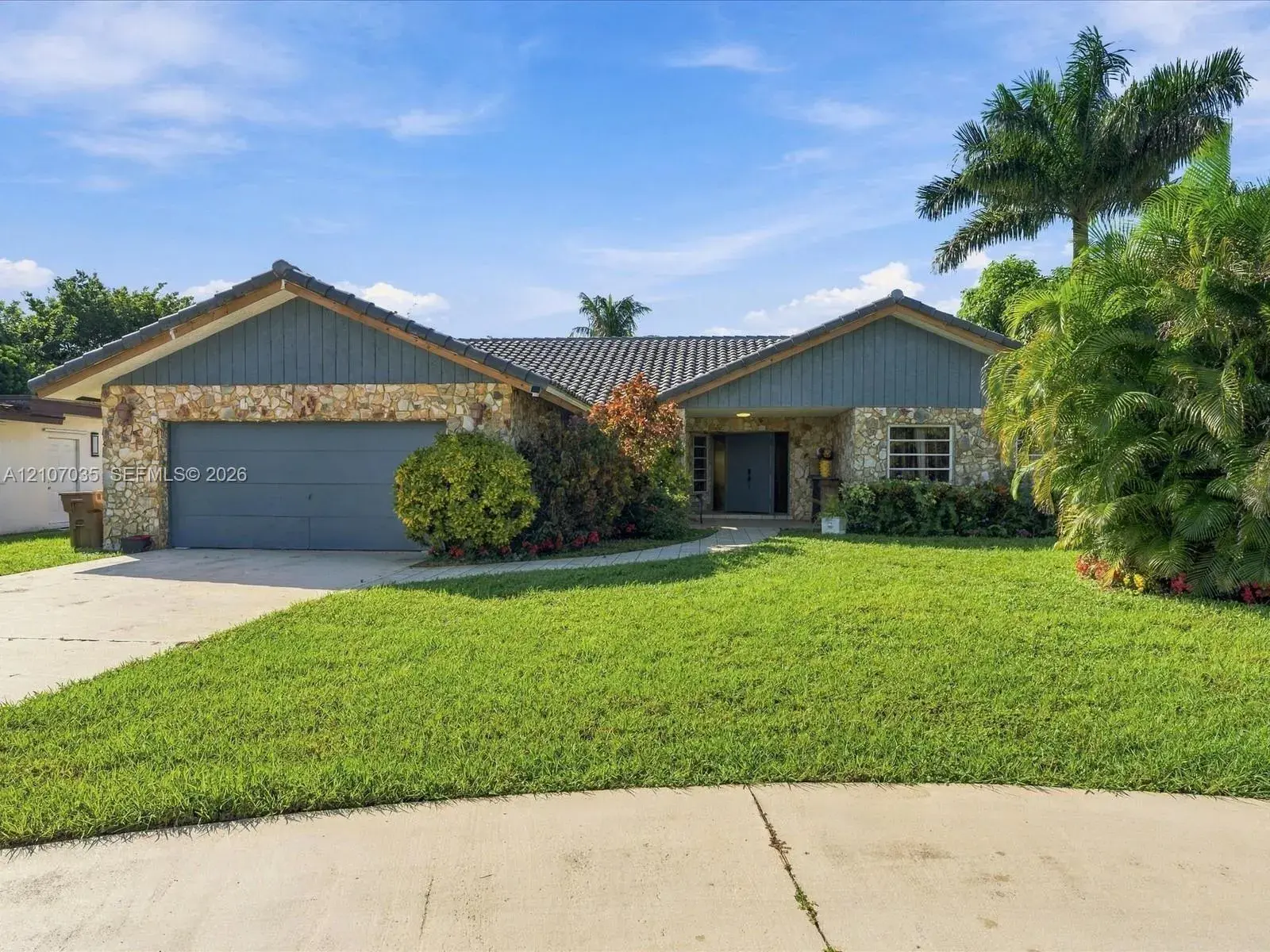 1006 SE 6th St, Deerfield Beach FL 33441