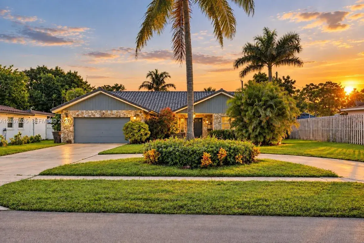1006 SE 6th St, Deerfield Beach FL 33441
