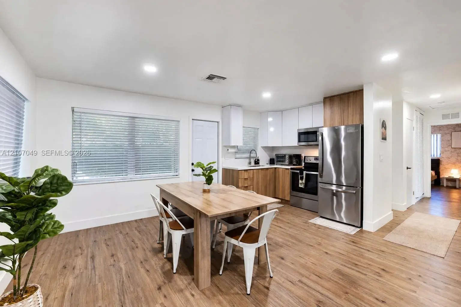 1009 NE 18th St, Fort Lauderdale FL 33305