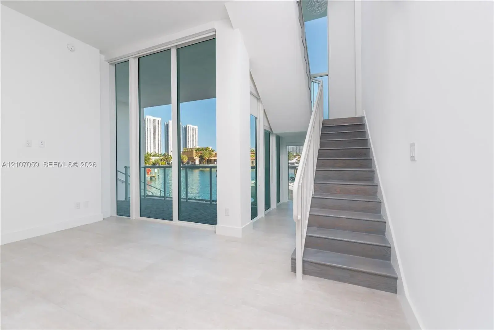 400 Sunny Isles Blvd # 121, Sunny Isles Beach FL 33160