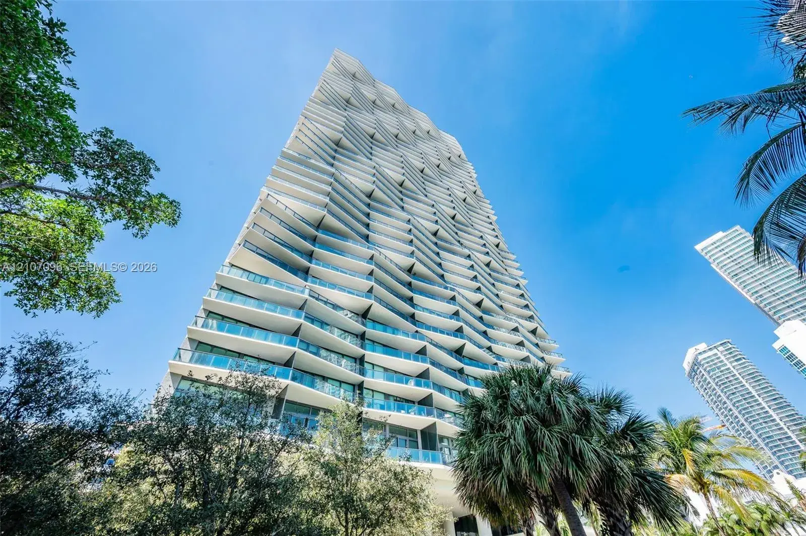460 NE 28th St # 1801, Miami FL 33137