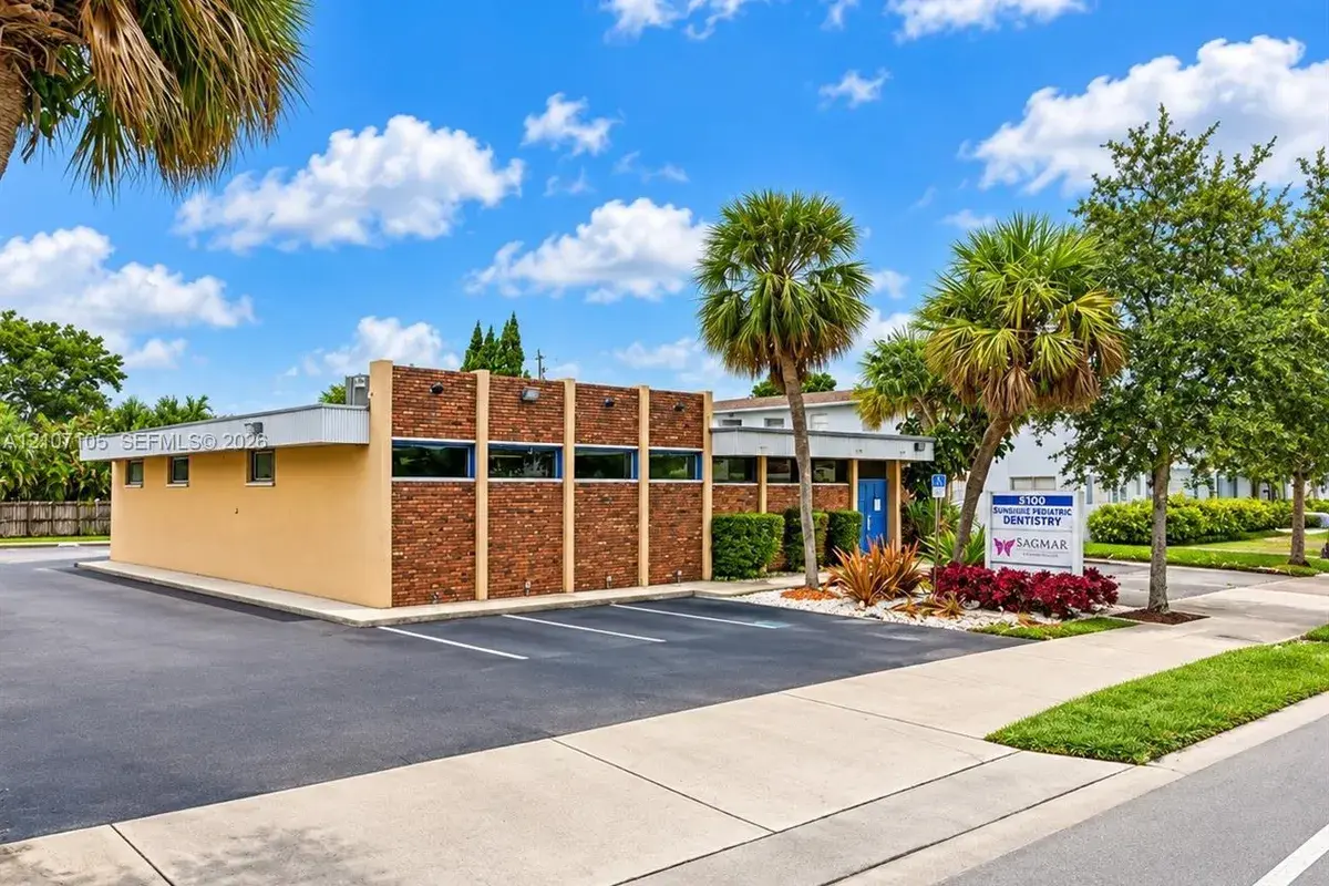 5100 Hollywood Blvd # B, Hollywood FL 33021