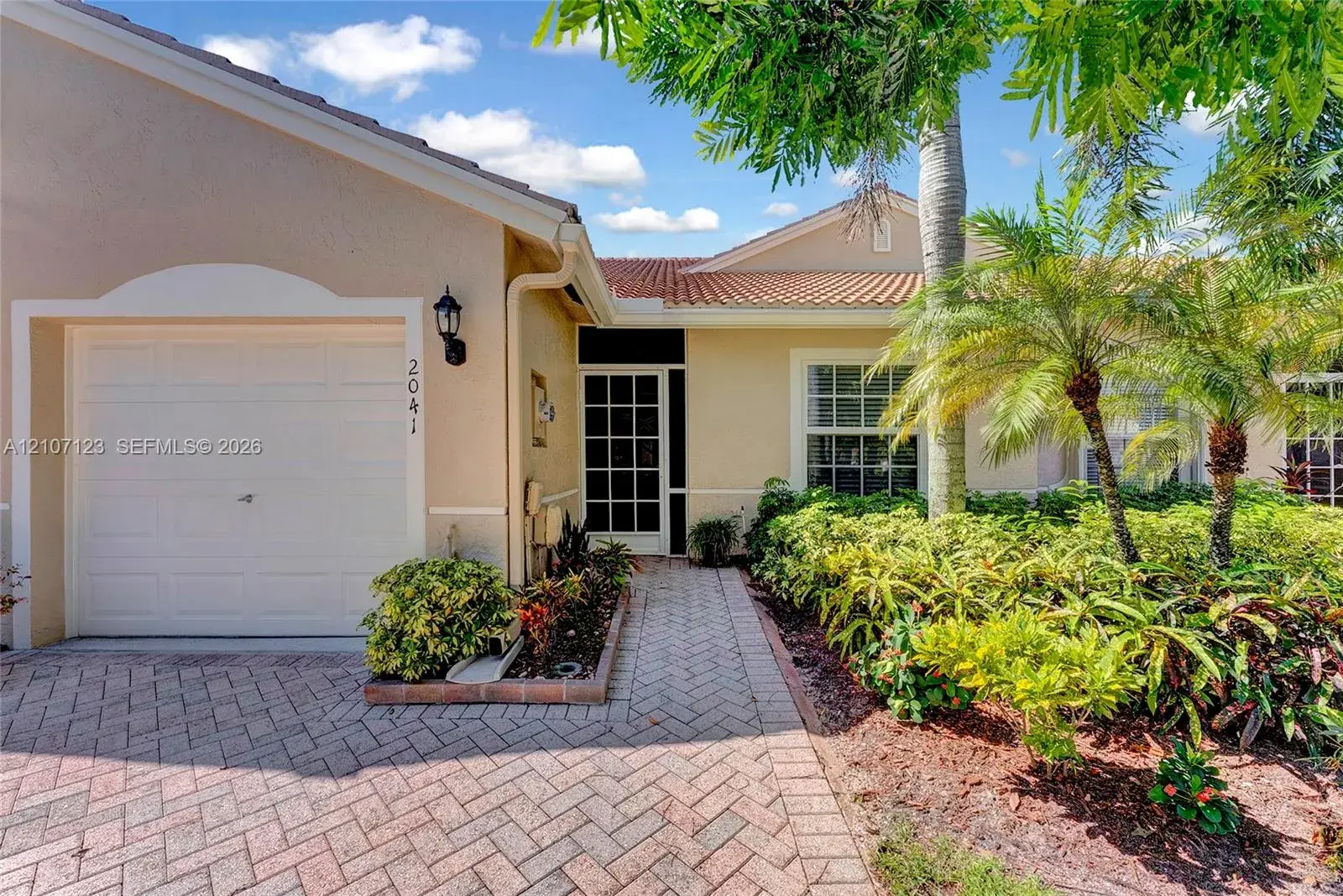2041 Stonington Ter, West Palm Beach FL 33411