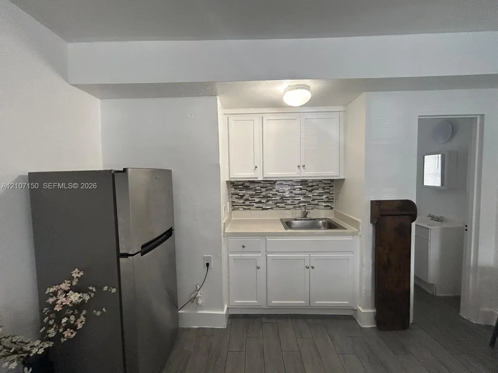1843 Dewey St # 111, Hollywood FL 33020