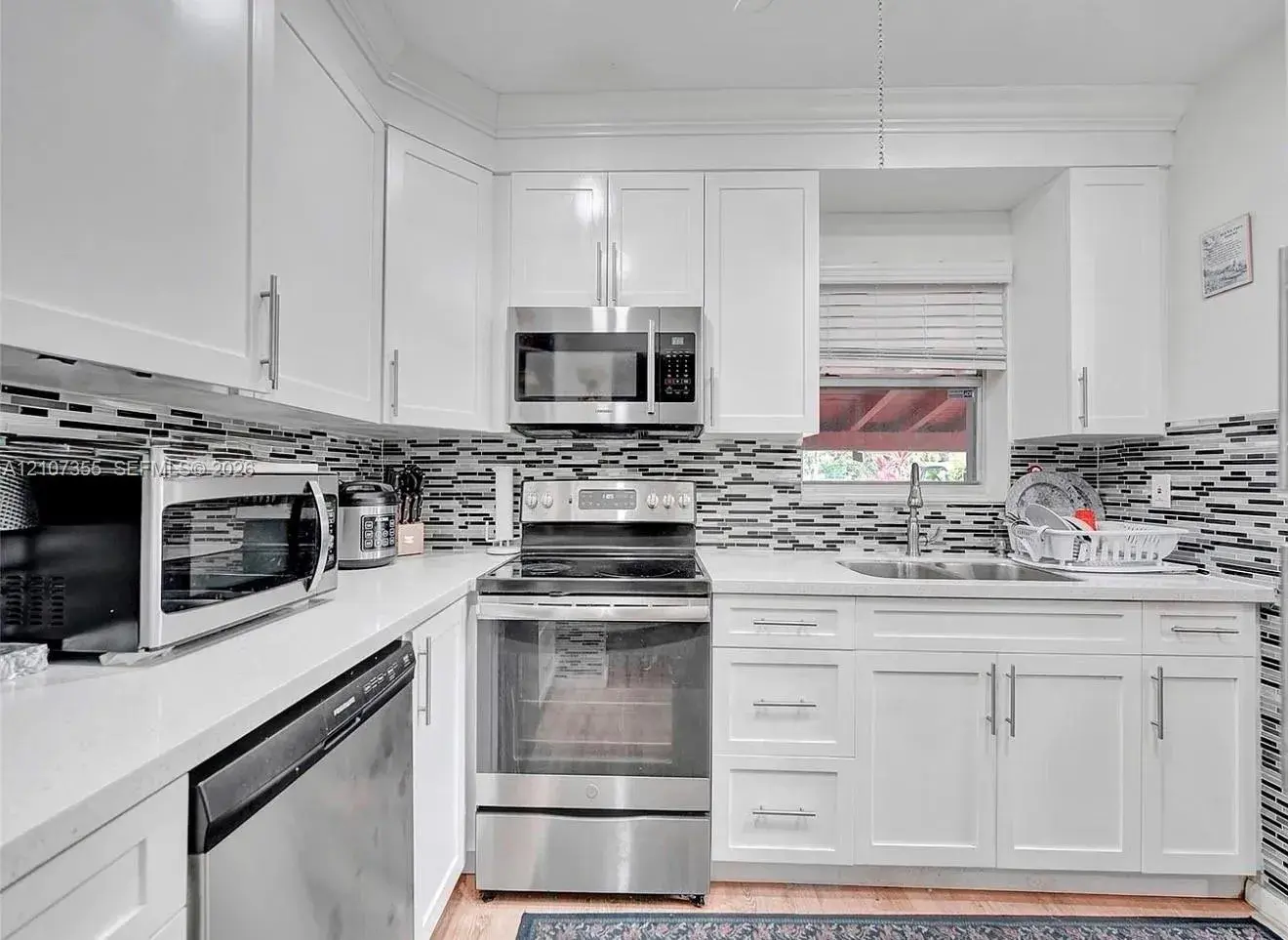 4 bedroom 2 bath Residential for sale at 6505 Pines Pkwy, Hollywood FL 33023