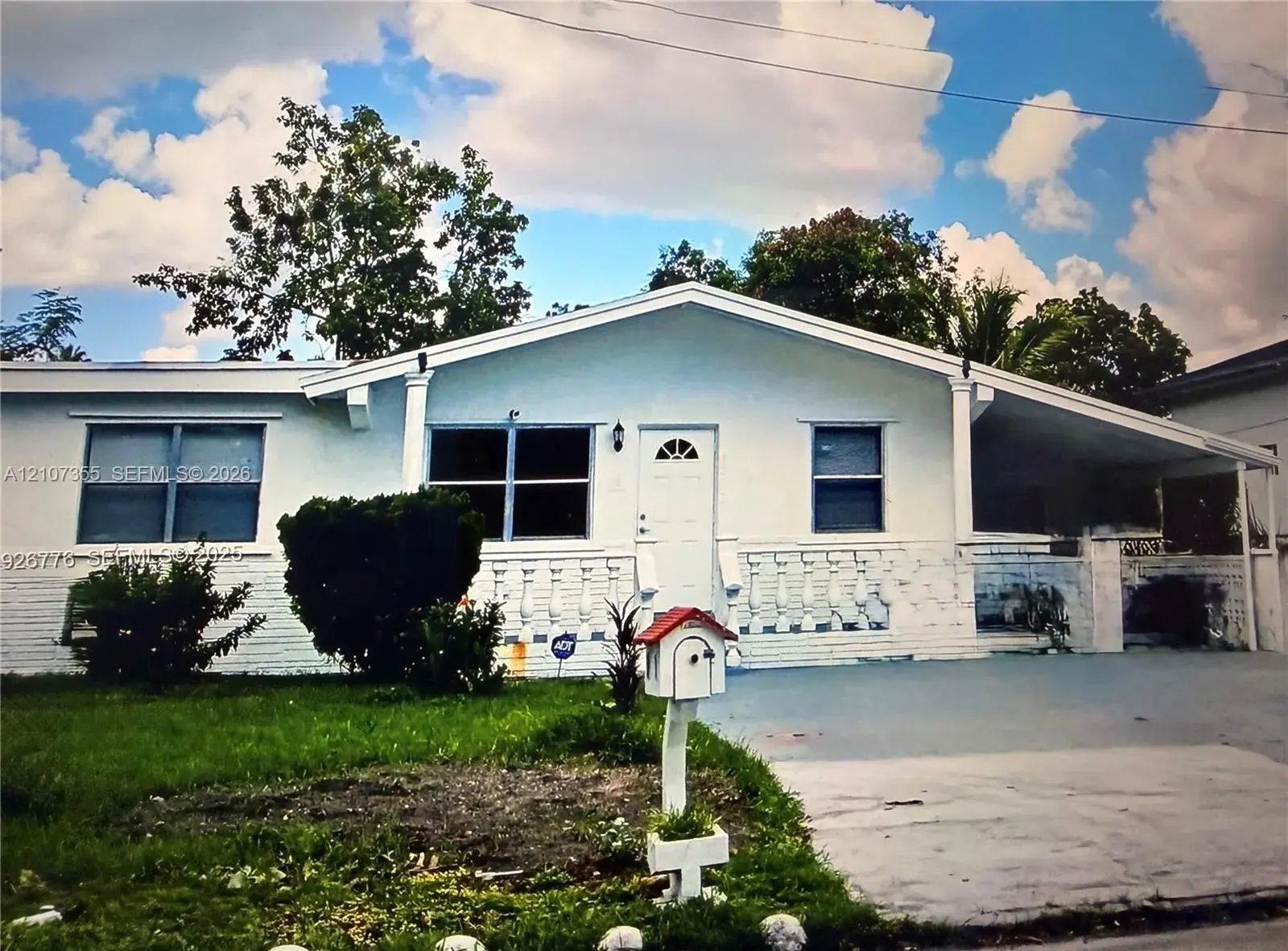 6505 Pines Pkwy, Hollywood FL 33023