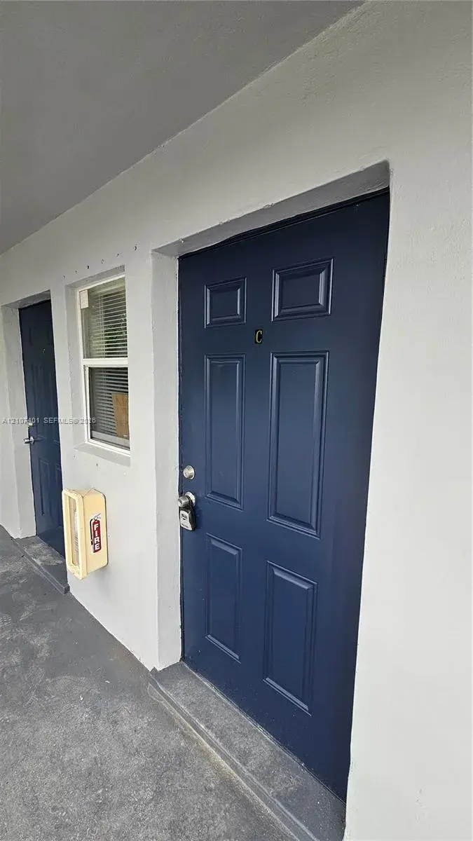 1524 SW 5th Pl # C, Fort Lauderdale FL 33312