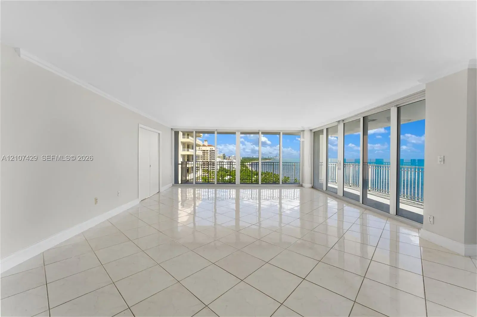 881 Ocean Dr # 13H, Key Biscayne FL 33149