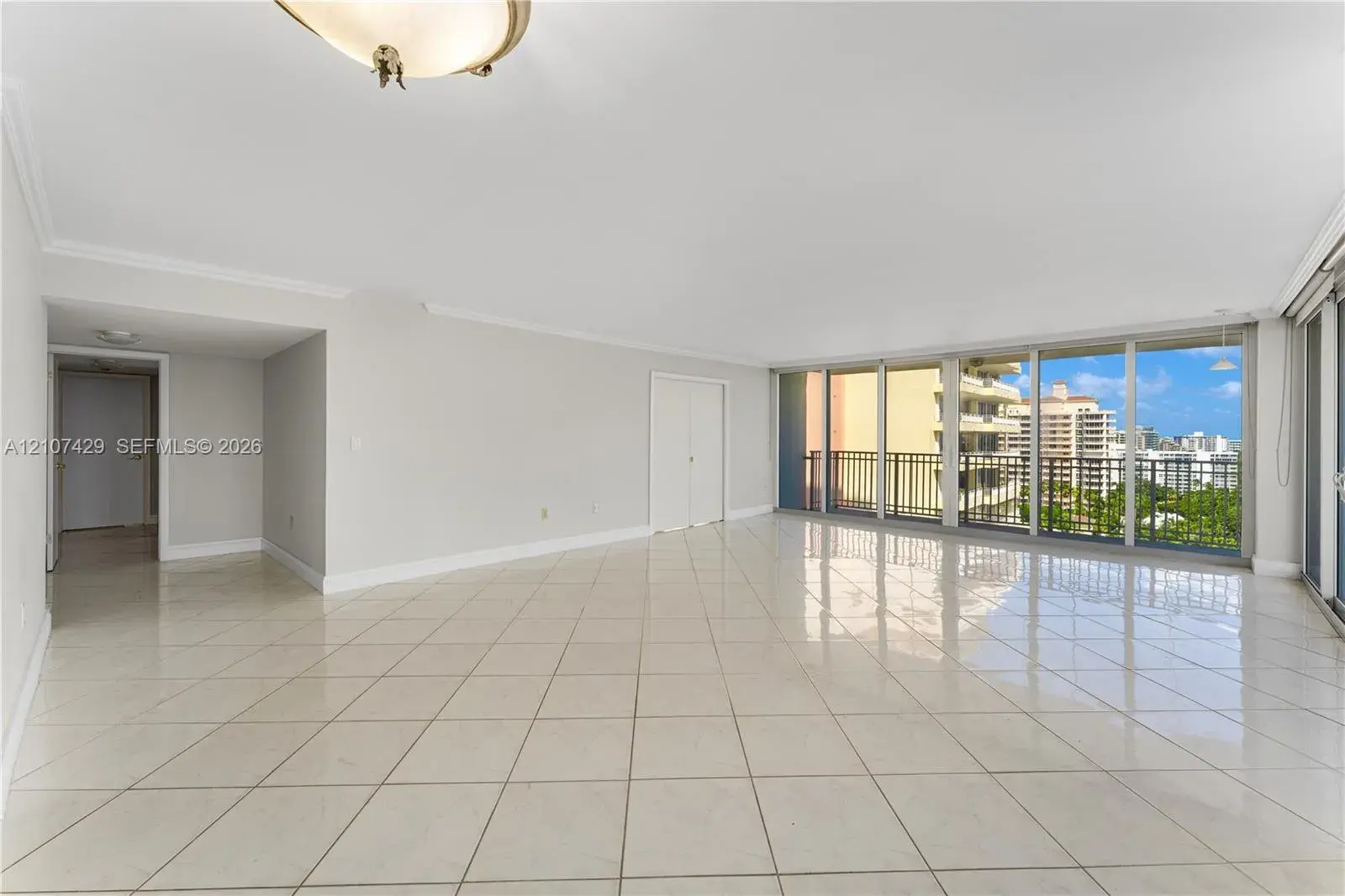 881 Ocean Dr # 13H, Key Biscayne FL 33149