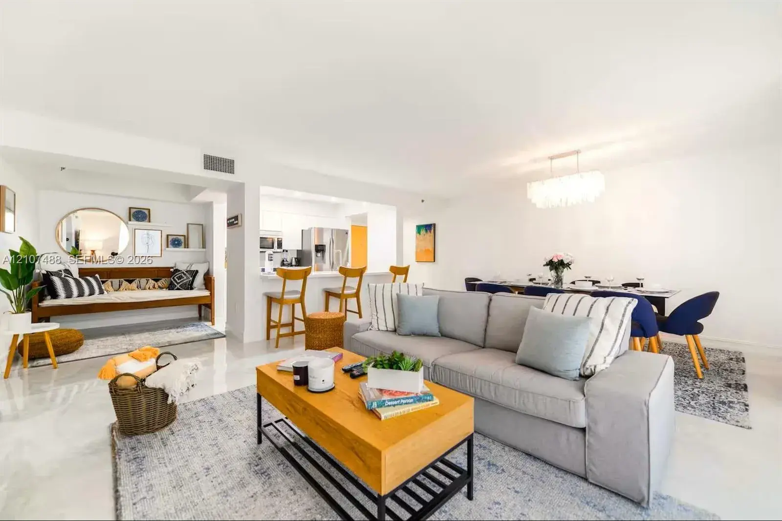1200 Brickell Bay Dr # 2901, Miami FL 33131
