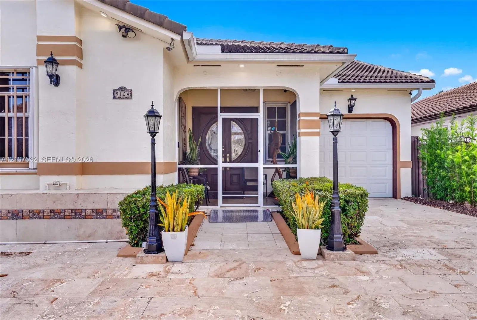 9124 NW 147th Ter, Miami Lakes FL 33018