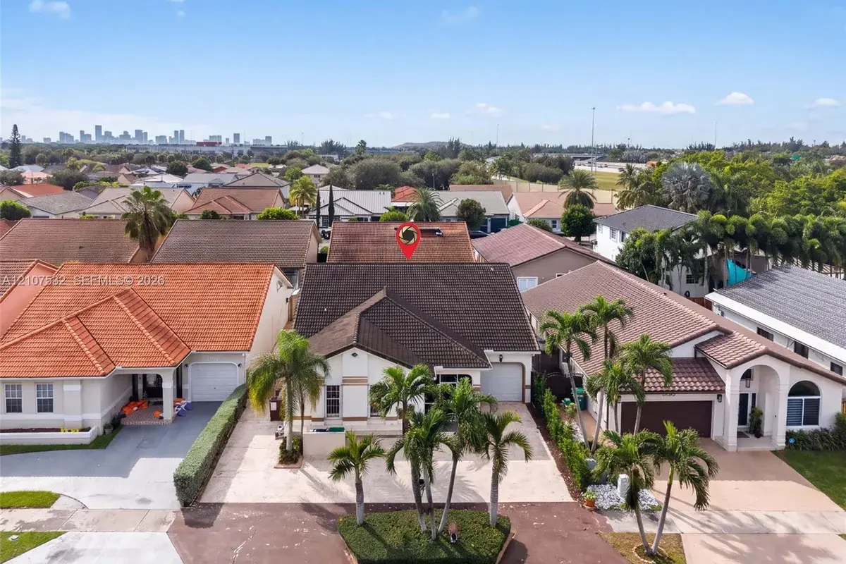 9124 NW 147th Ter, Miami Lakes FL 33018