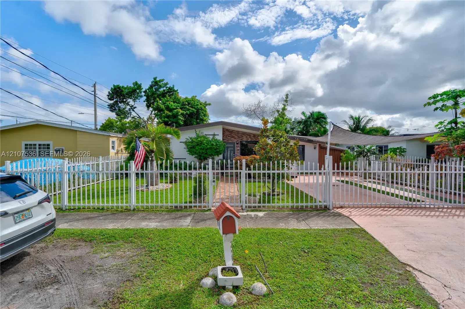 380 NE 173rd St, North Miami Beach FL 33162