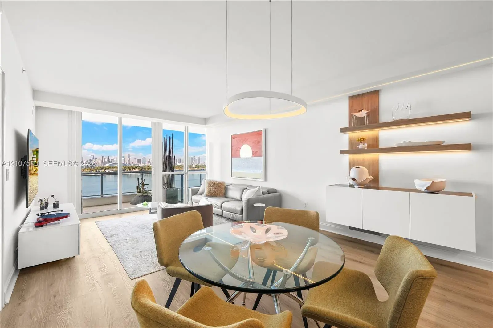 2 bedroom 2 bath Residential for sale at 540 West Ave # 911, Miami Beach FL 33139