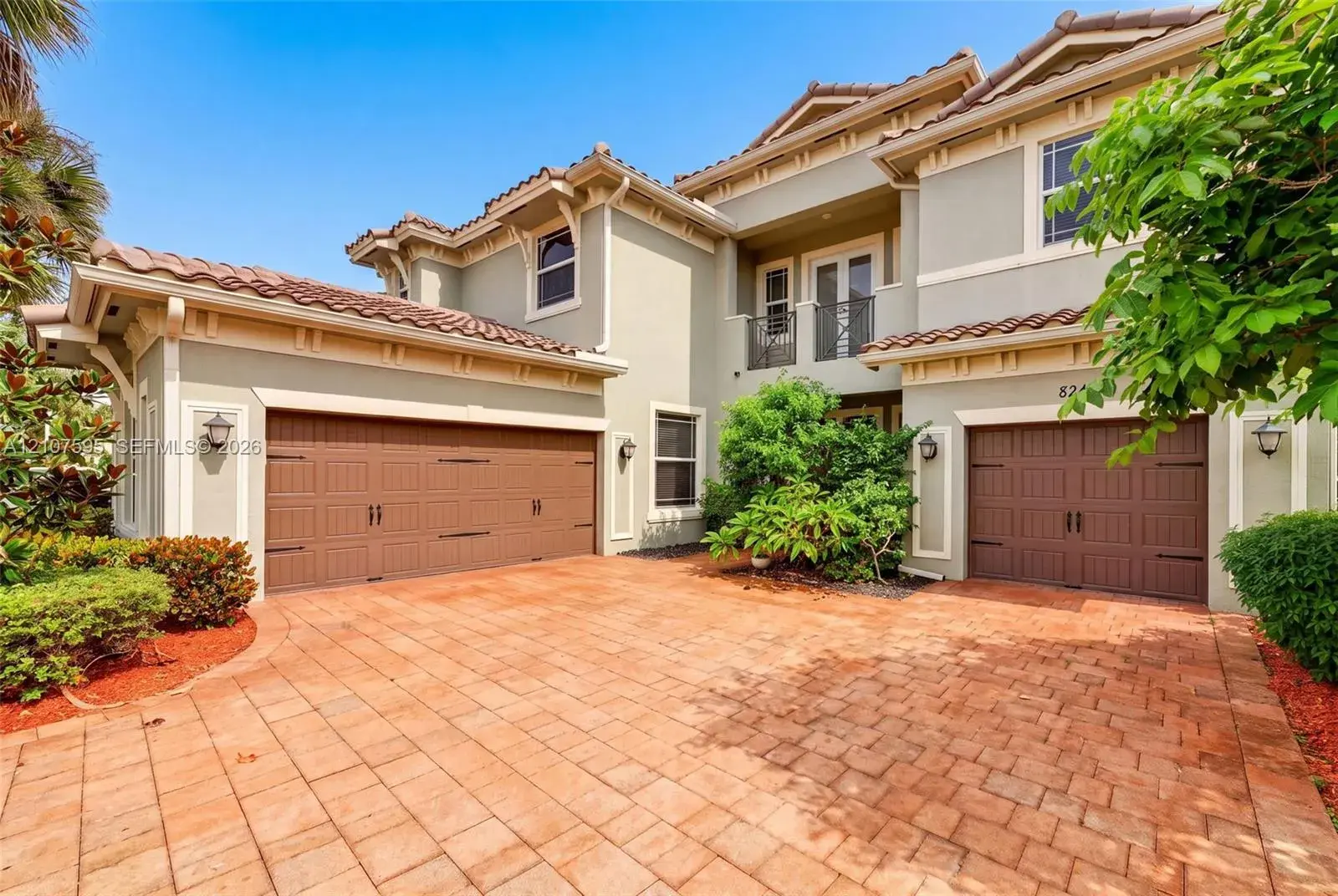 8960 Lakeview Pl, Parkland FL 33076