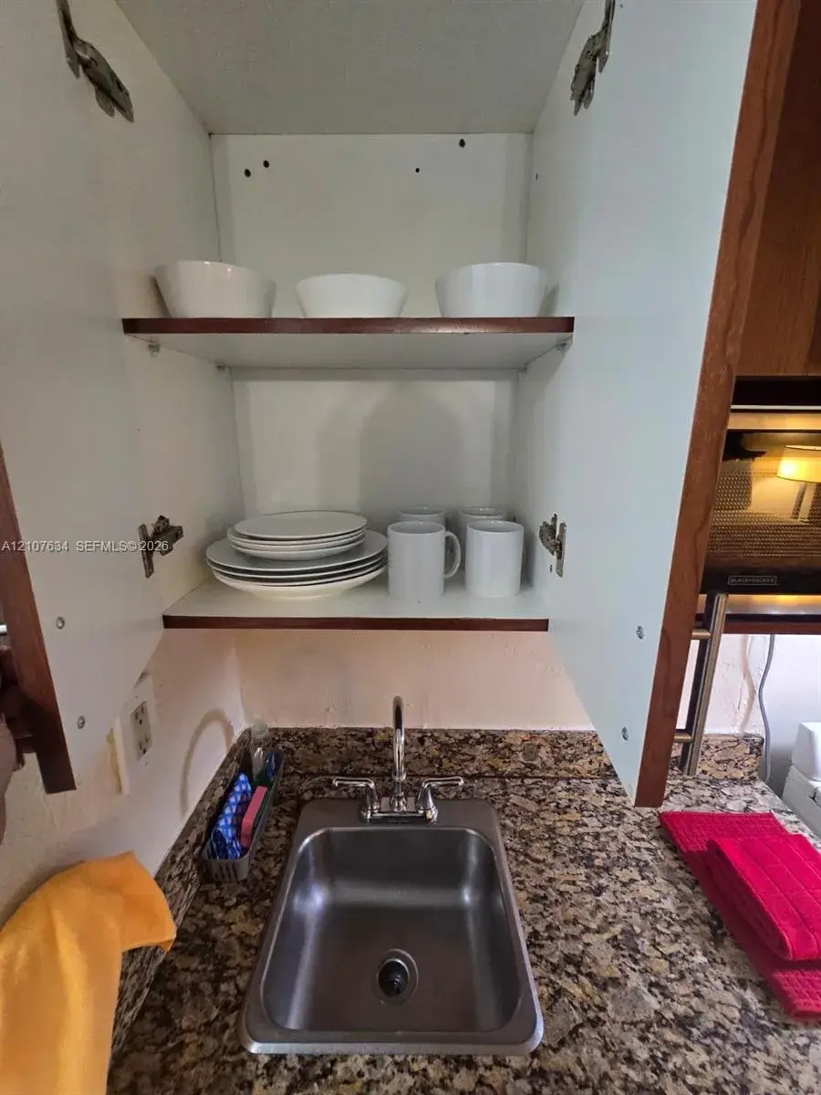 19201 Collins Ave # 941, Sunny Isles Beach FL 33160