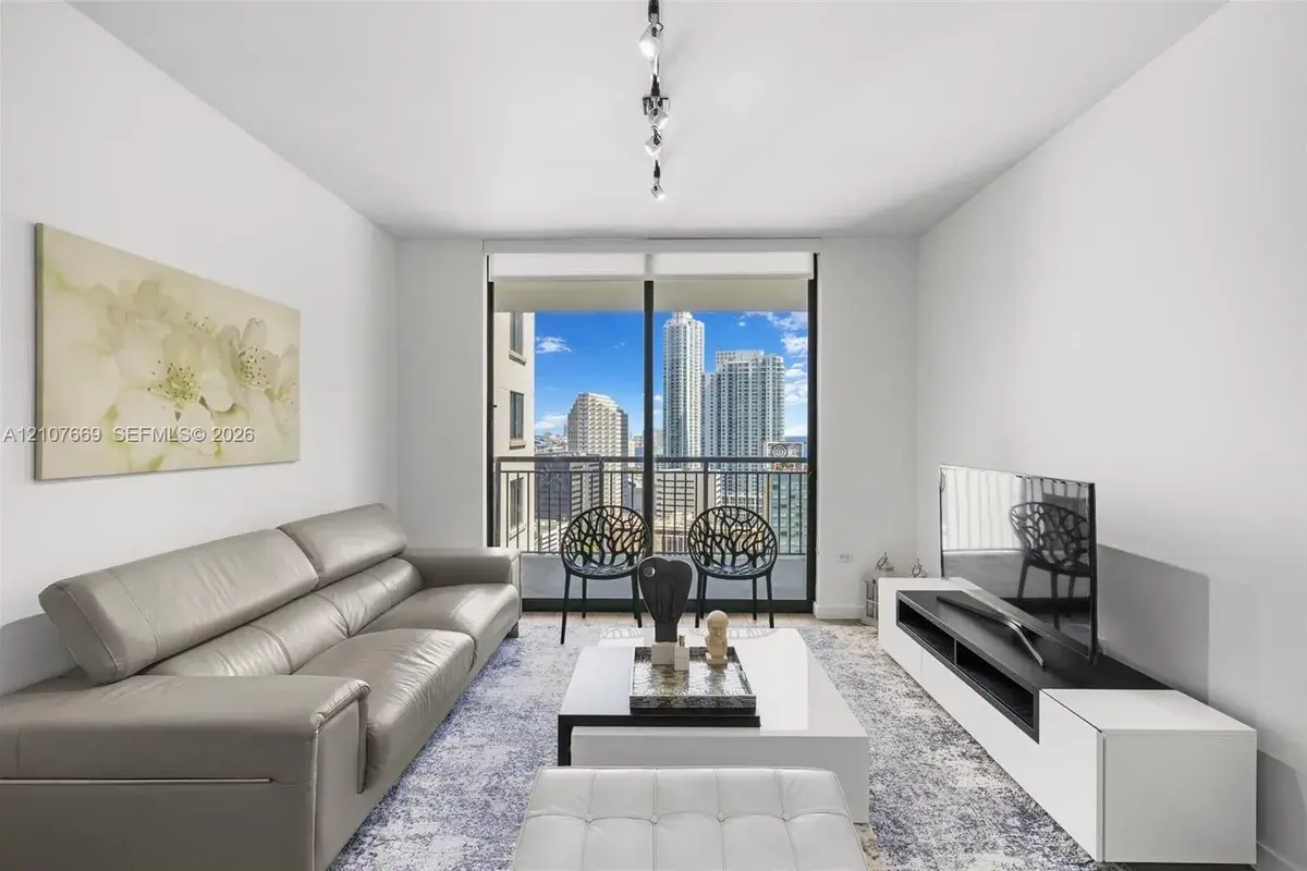 999 SW 1st Ave # 2611, Miami FL 33130