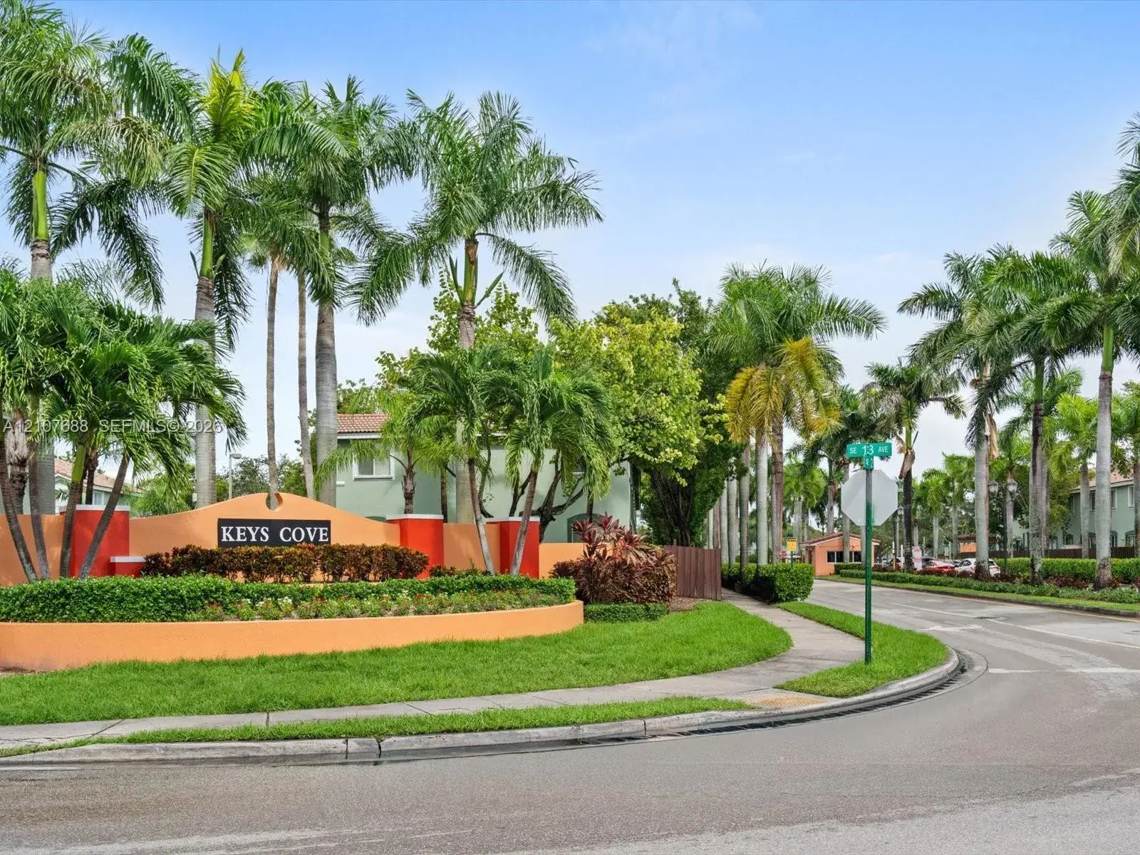 1677 SE 27th Ct # 202, Homestead FL 33035