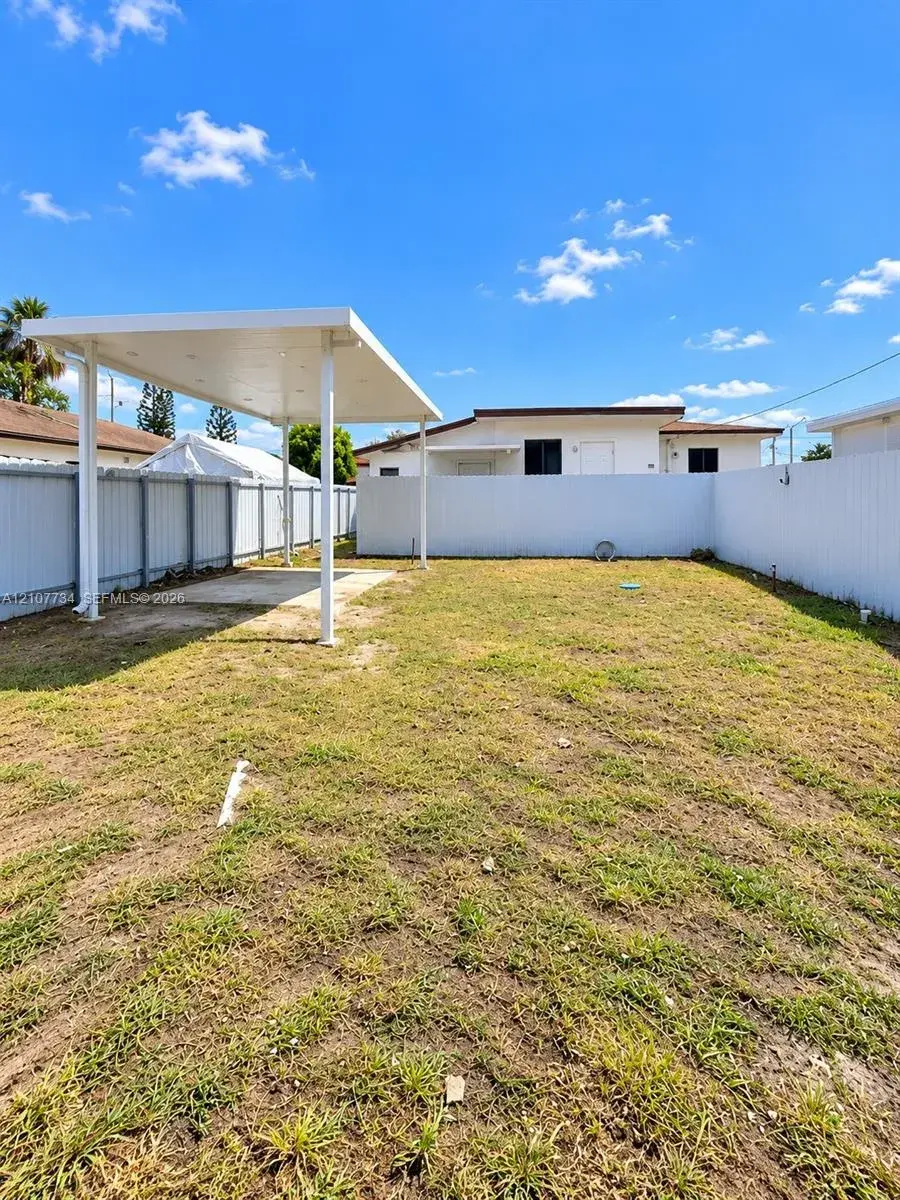 3080 NW 48th Ter, Miami FL 33142