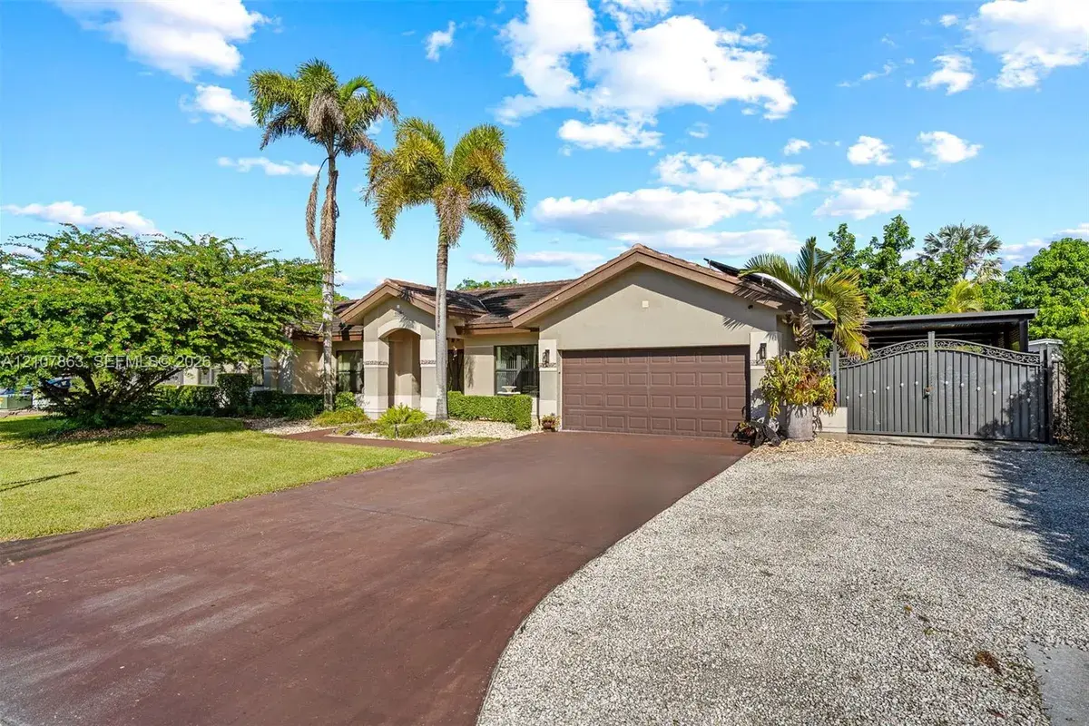 15695 SW 153rd Ave, Miami FL 33187