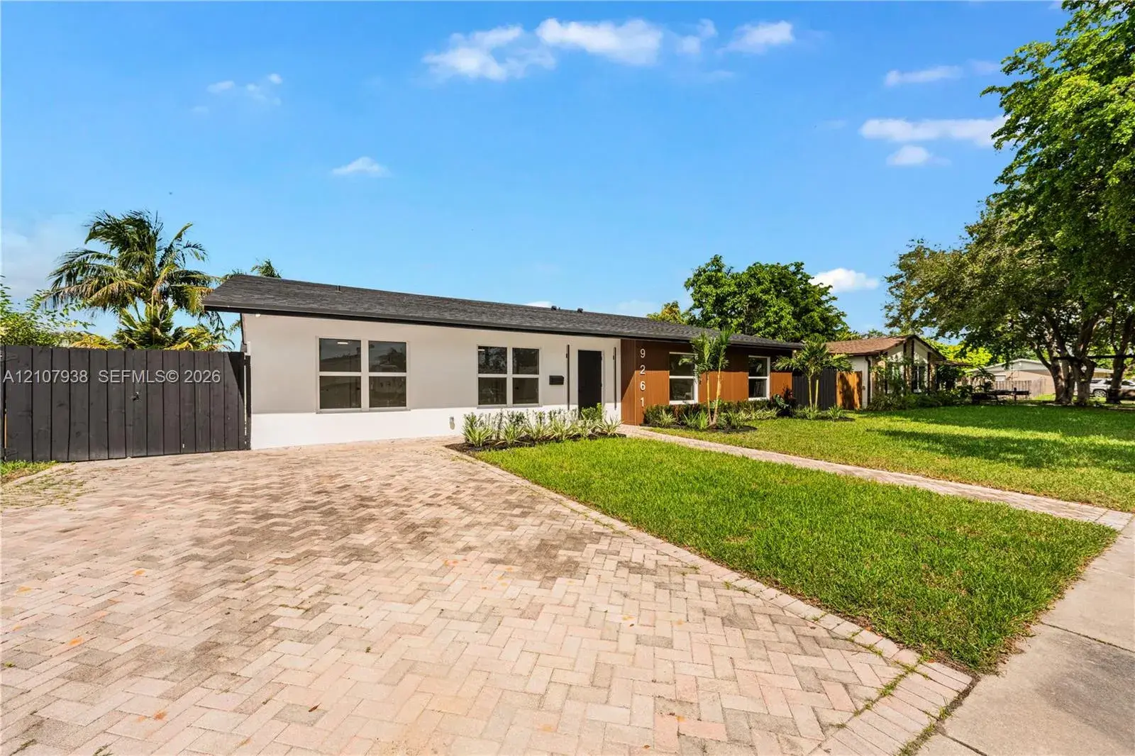 9261 SW 183rd Ter, Palmetto Bay FL 33157