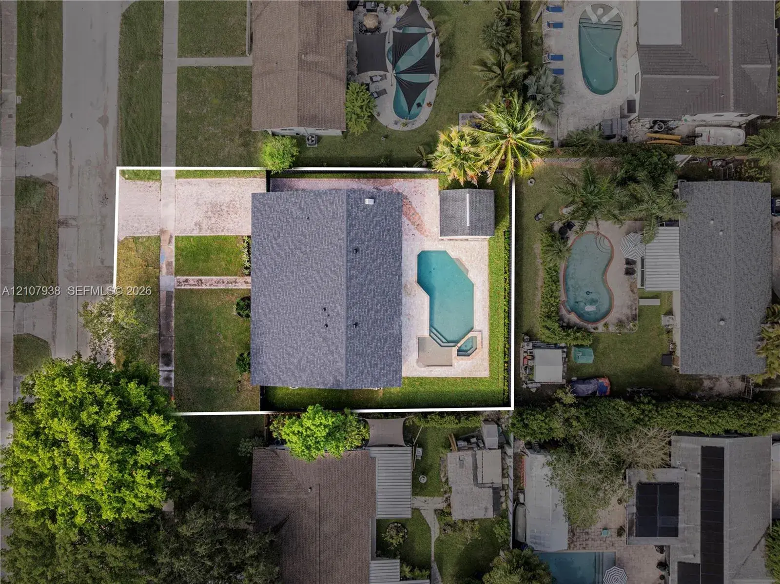 9261 SW 183rd Ter, Palmetto Bay FL 33157