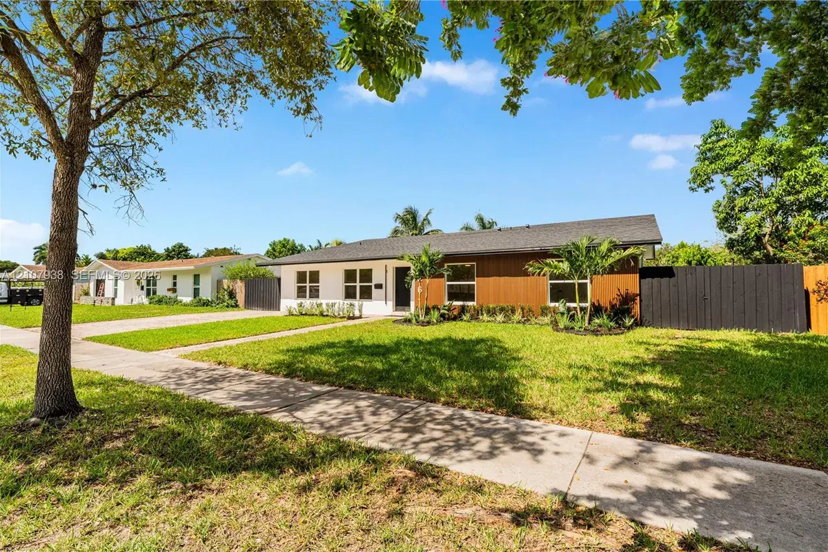 9261 SW 183rd Ter, Palmetto Bay FL 33157