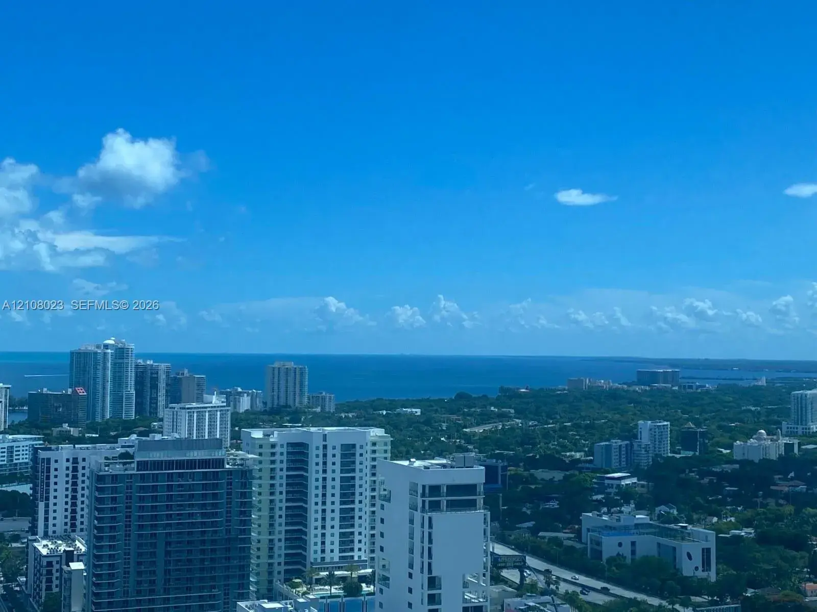 185 SW 7th St # 3708, Miami FL 33130