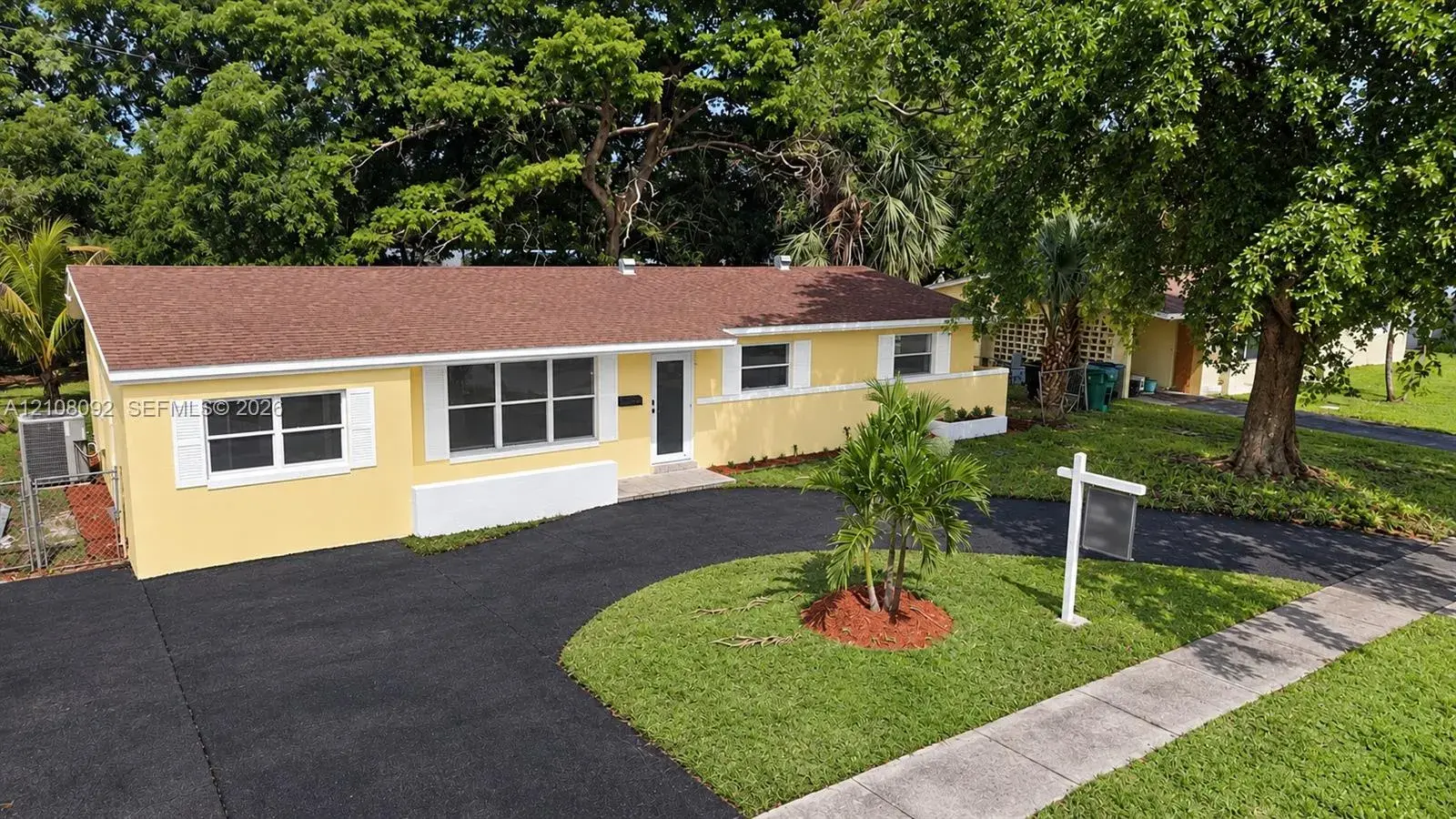 3621 NW 6th Pl, Lauderhill FL 33311