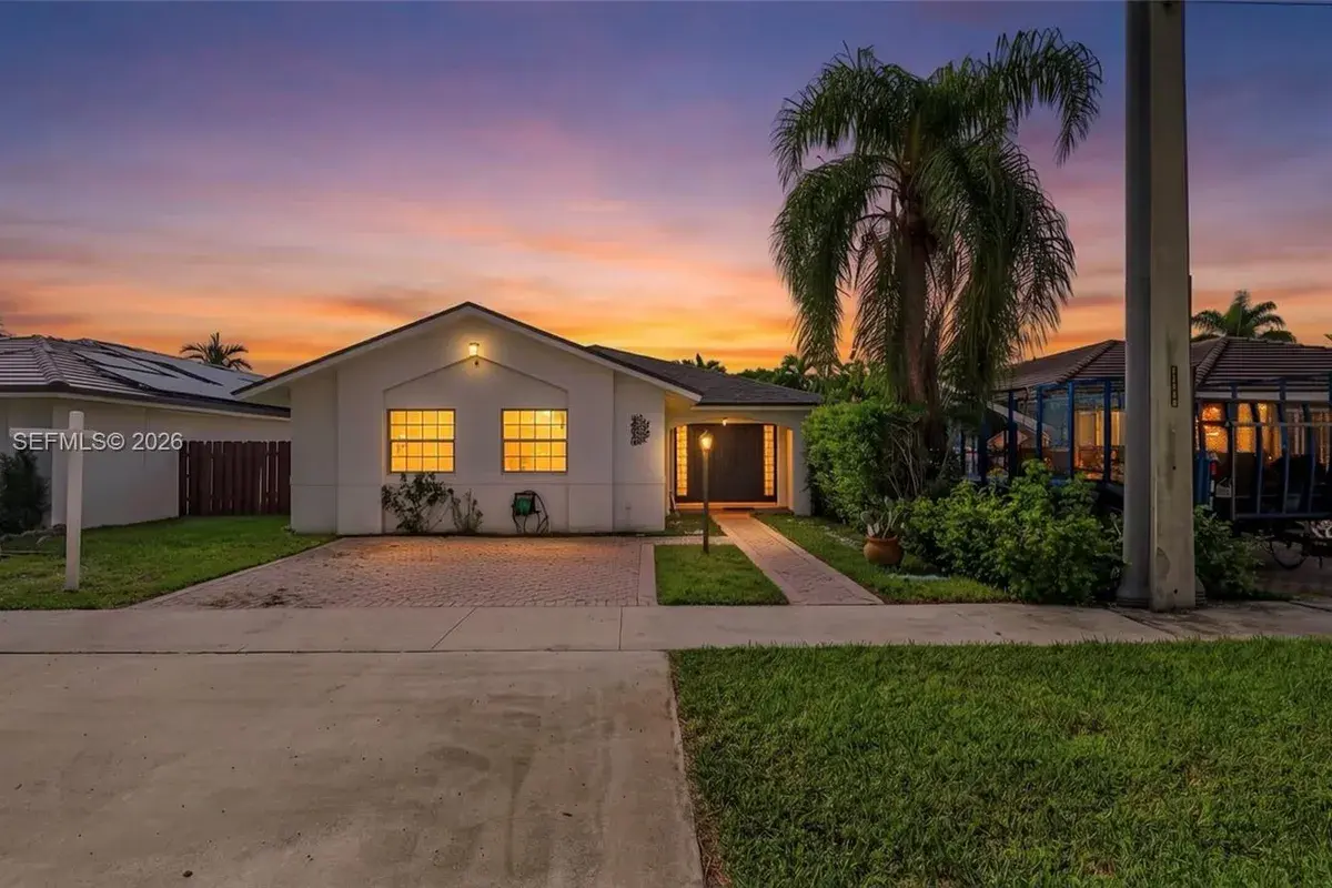 14620 SW 112th St, Miami FL 33186