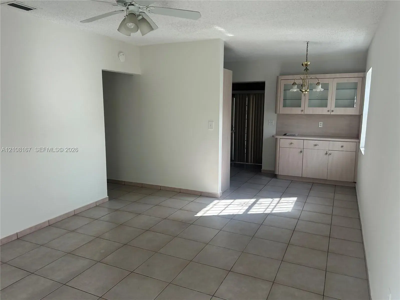 682 W 37th St, Hialeah FL 33012