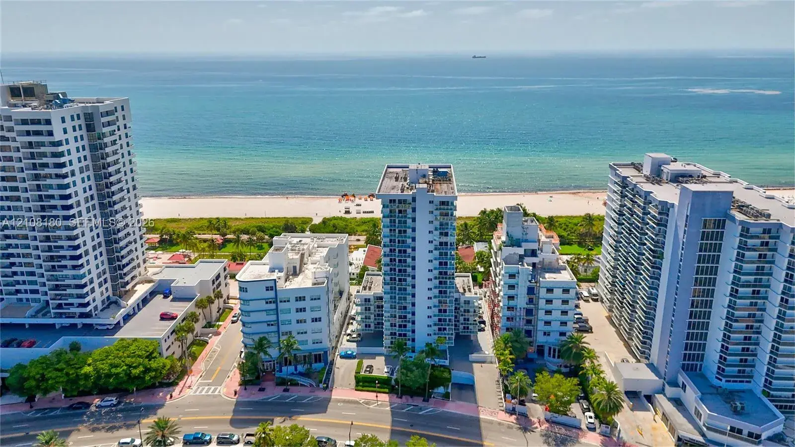 2 bedroom 2 bath Residential for sale at 2457 Collins Ave # 1501, Miami Beach FL 33140