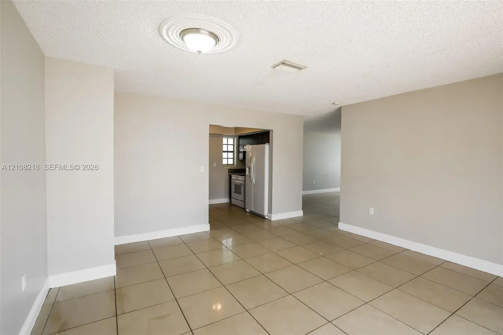 960 N 73rd Way, Hollywood FL 33024