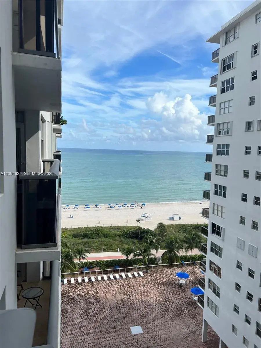 3 bedroom 2 bath Residential for sale at 6039 Collins Ave # 1208, Miami Beach FL 33140
