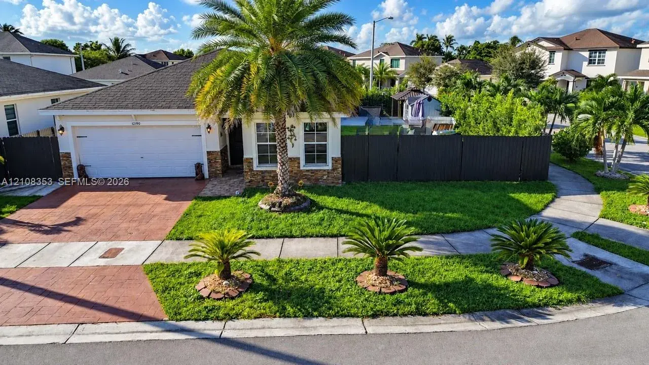 12190 SW 250th Ter, Homestead FL 33032