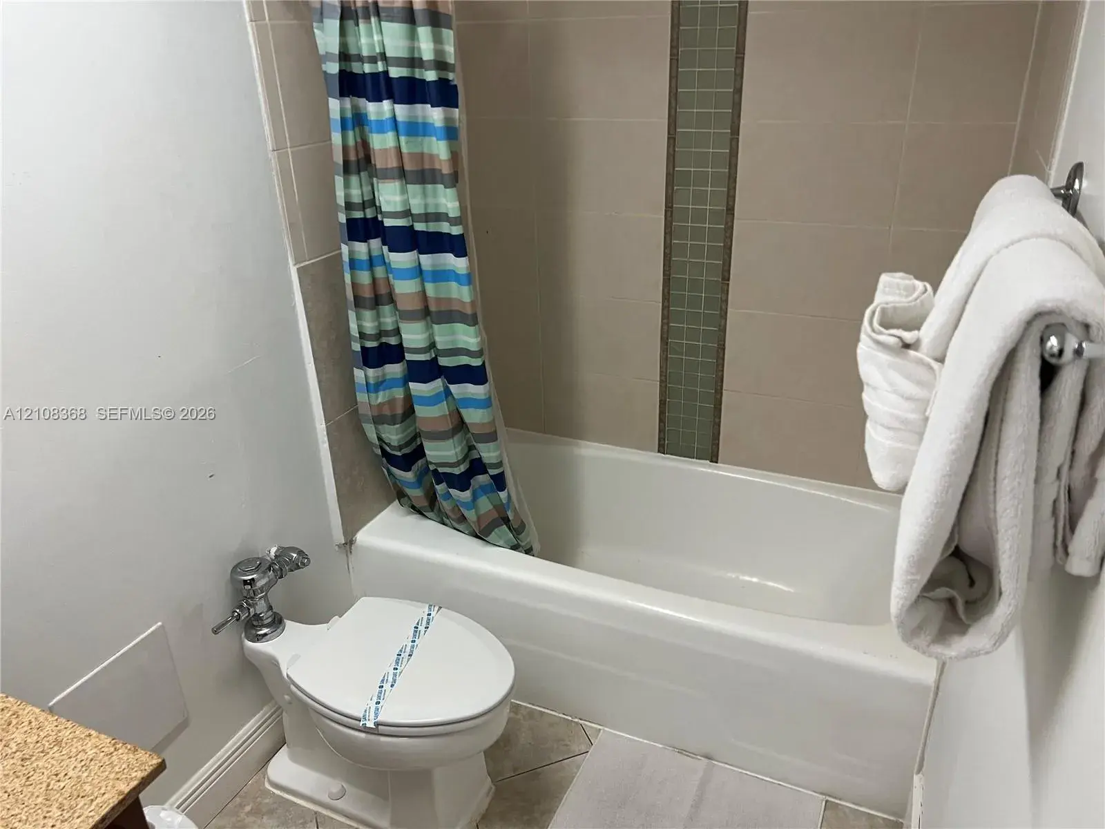 5445 Collins Ave # 424, Miami Beach FL 33140