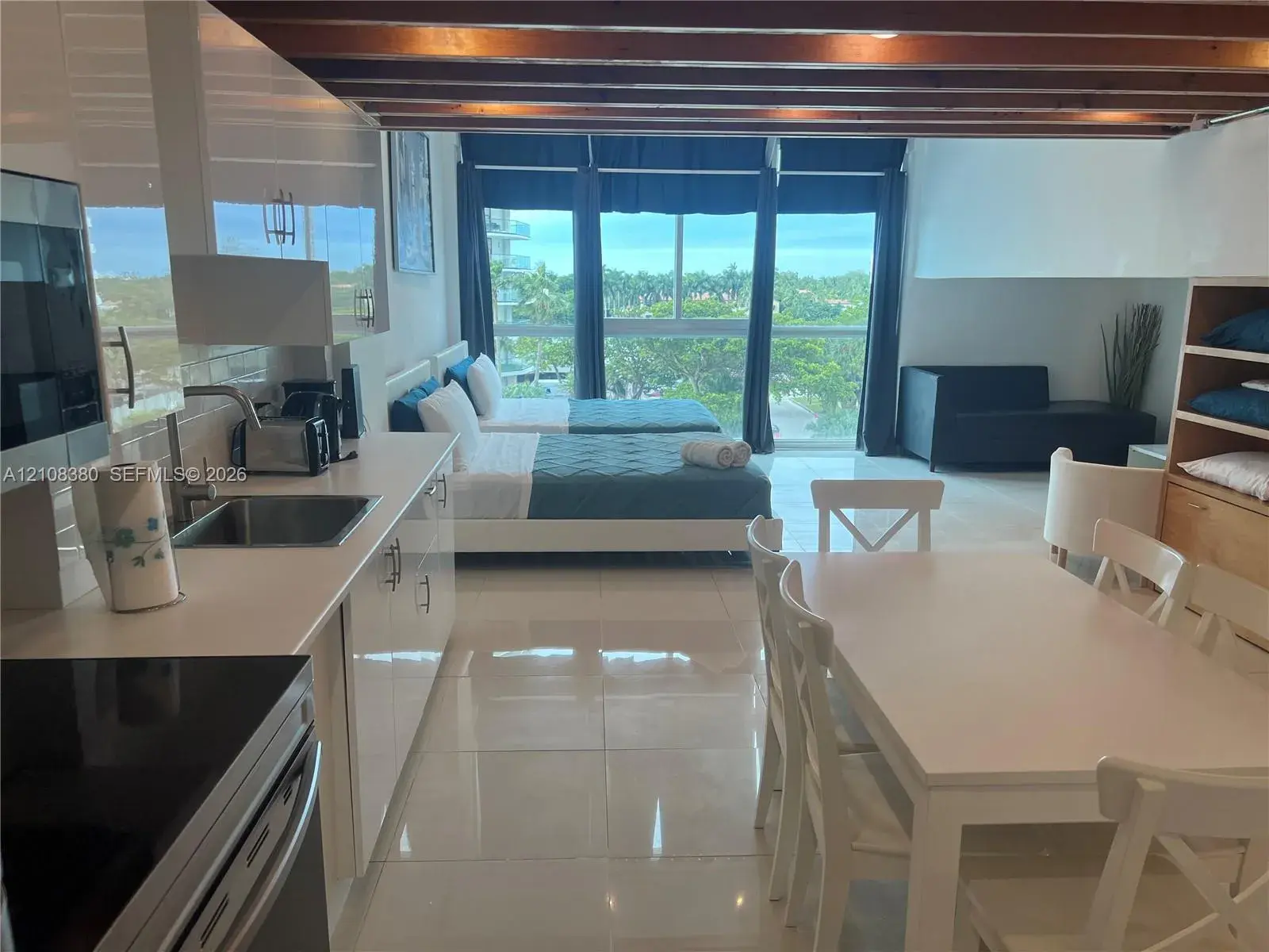 5445 Collins Ave, Miami Beach FL 33140